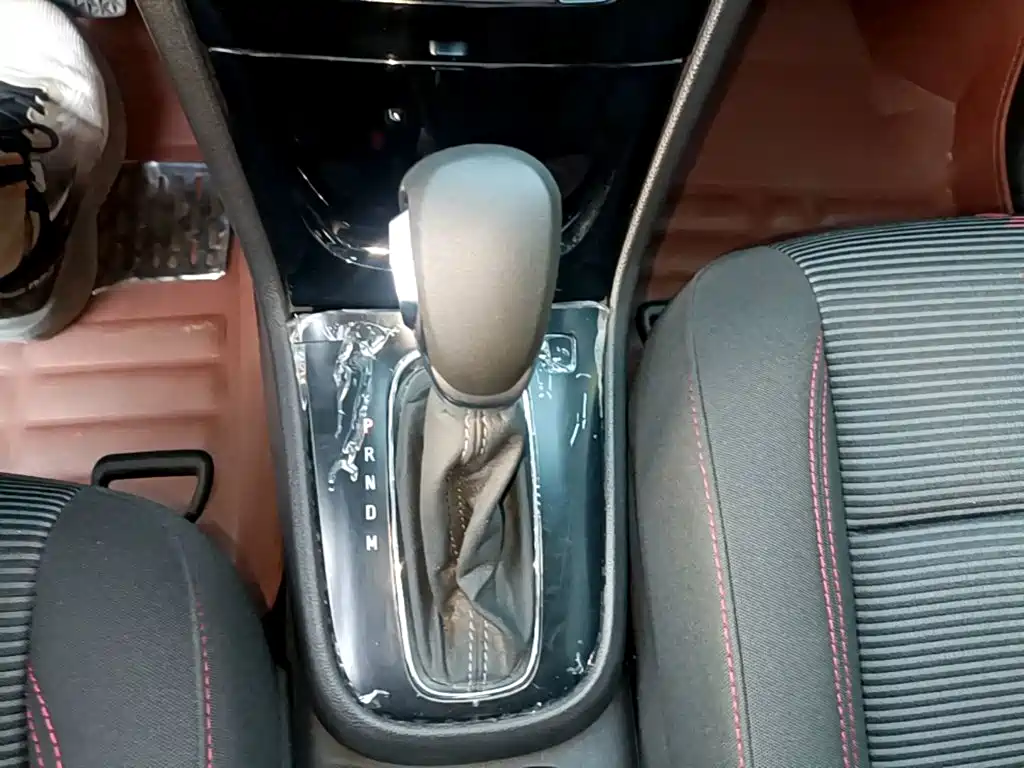 Buick Encore — миниатюра 14