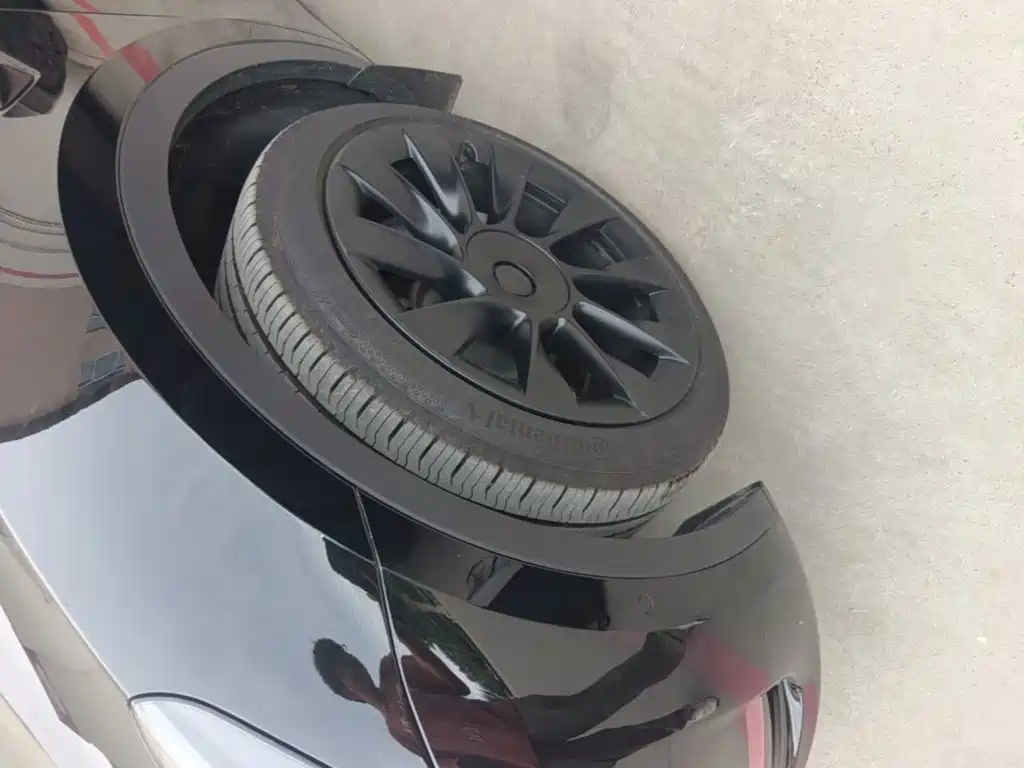 Tesla Model Y — миниатюра 23