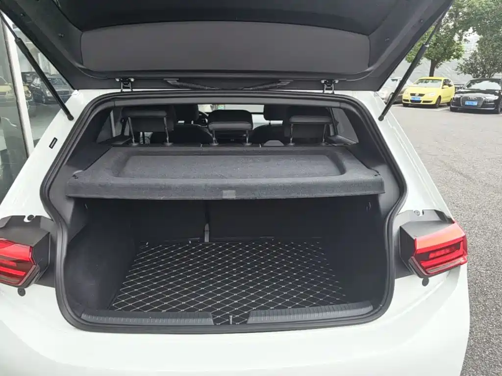 Volkswagen ID.3 — миниатюра 19