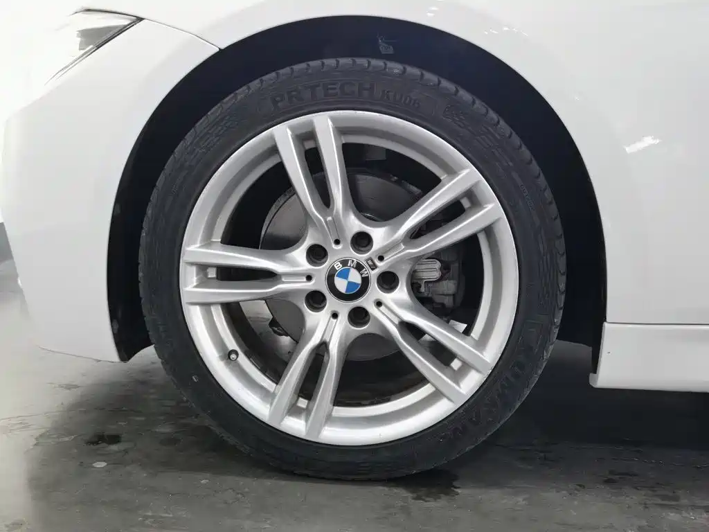 BMW 3 Series — миниатюра 17