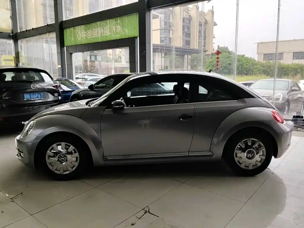 Volkswagen Beetle — миниатюра 5