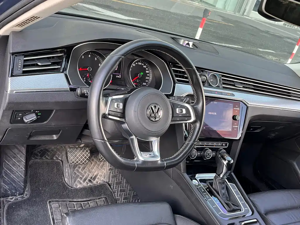Volkswagen Viloran — миниатюра 9