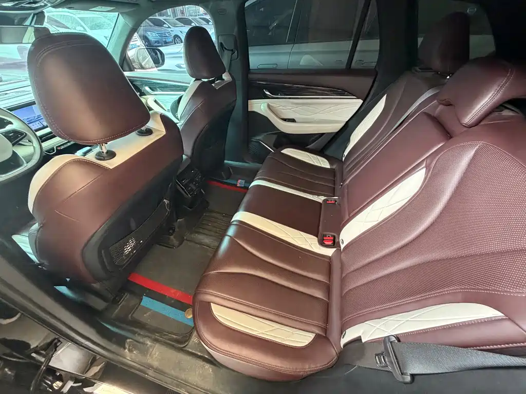 Geely Xingyue L — миниатюра 5