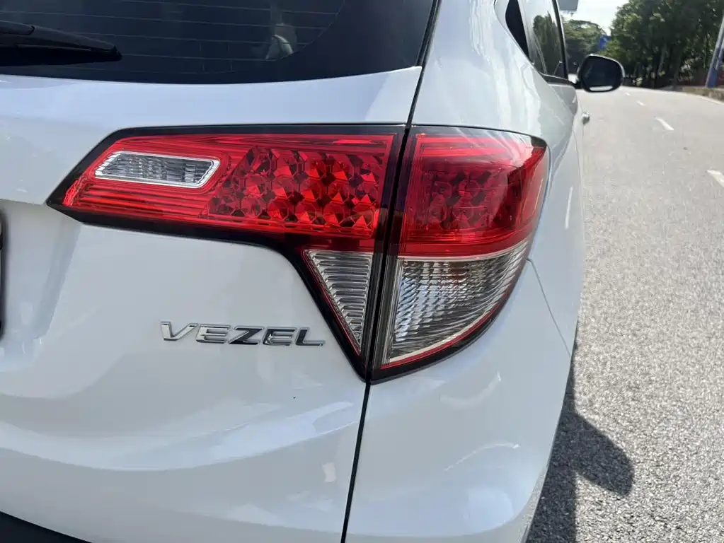 Honda Vezel — миниатюра 16