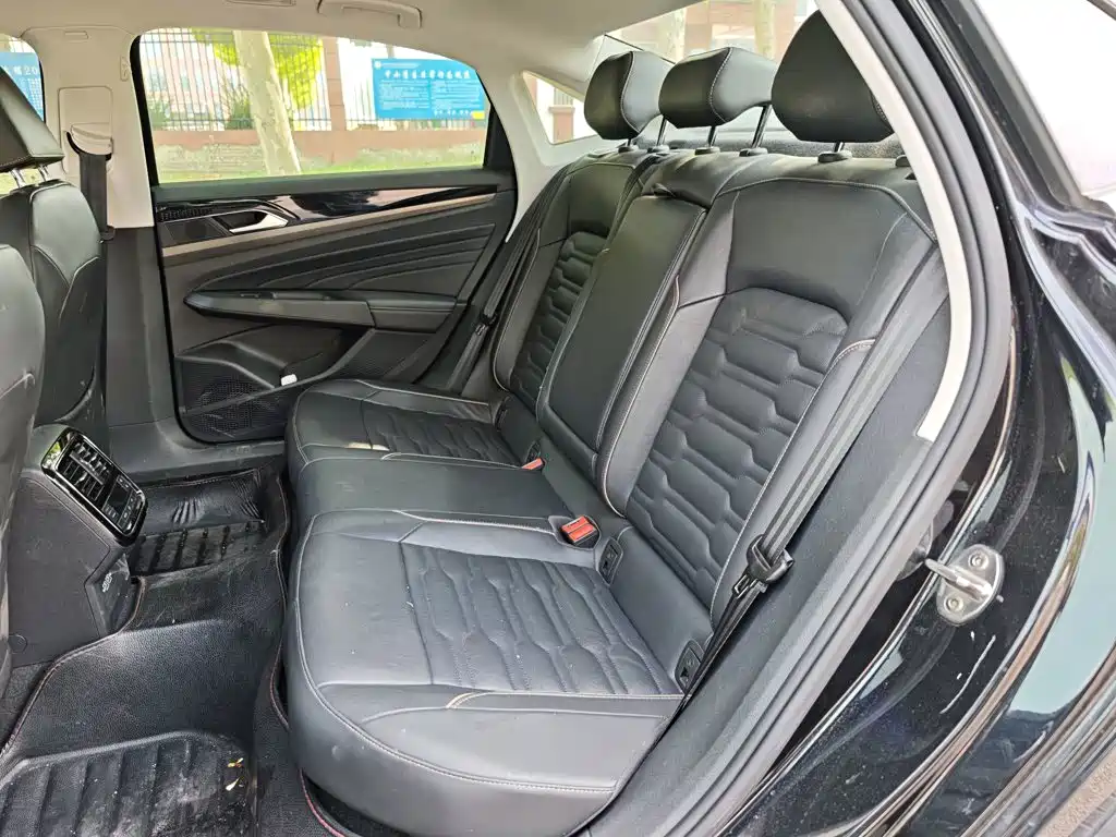 Volkswagen Passat — миниатюра 17