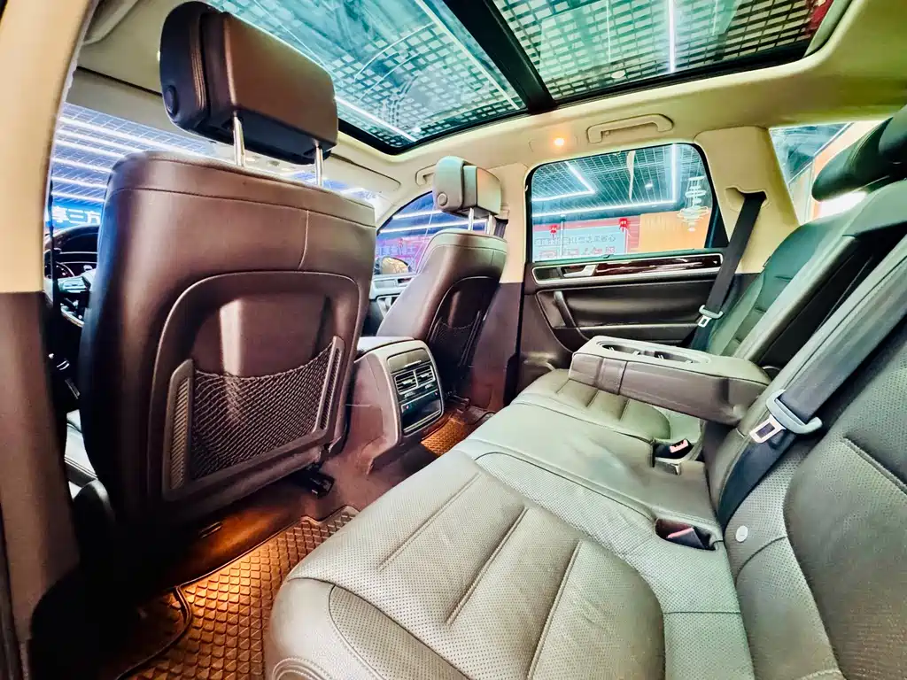 Volkswagen Touareg — миниатюра 9