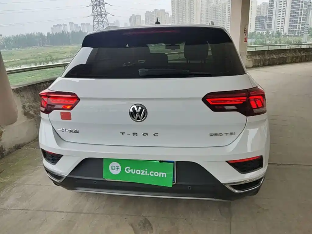 Volkswagen T-Roc — миниатюра 6