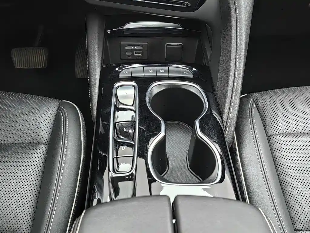 Buick Envision S — миниатюра 13