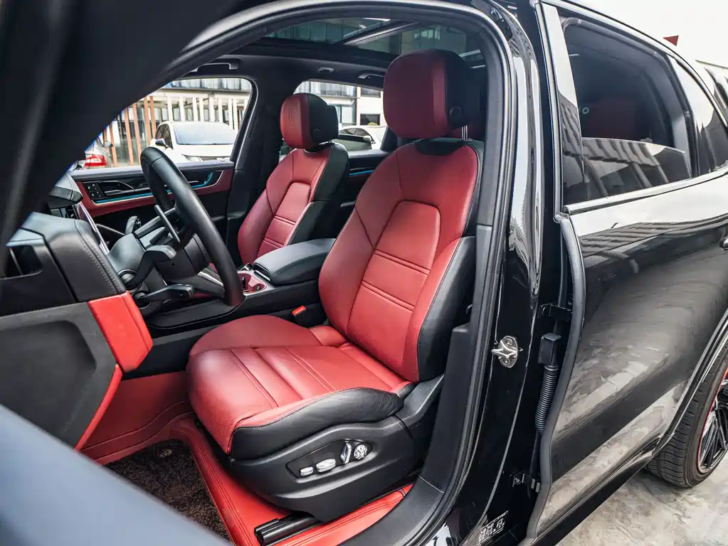 Porsche Cayenne — миниатюра 4