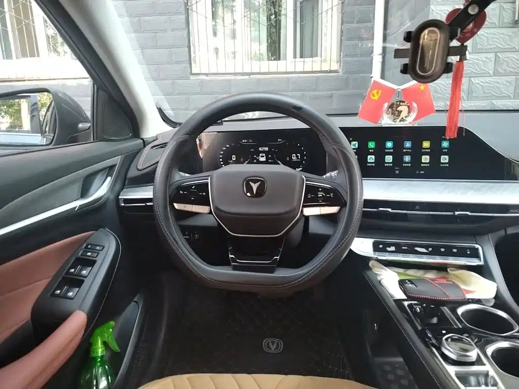Changan Eado — миниатюра 3