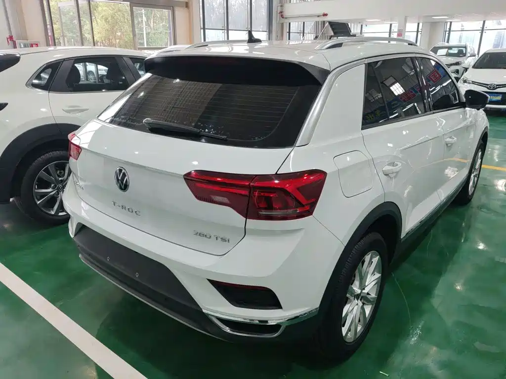 Volkswagen T-Roc — миниатюра 12