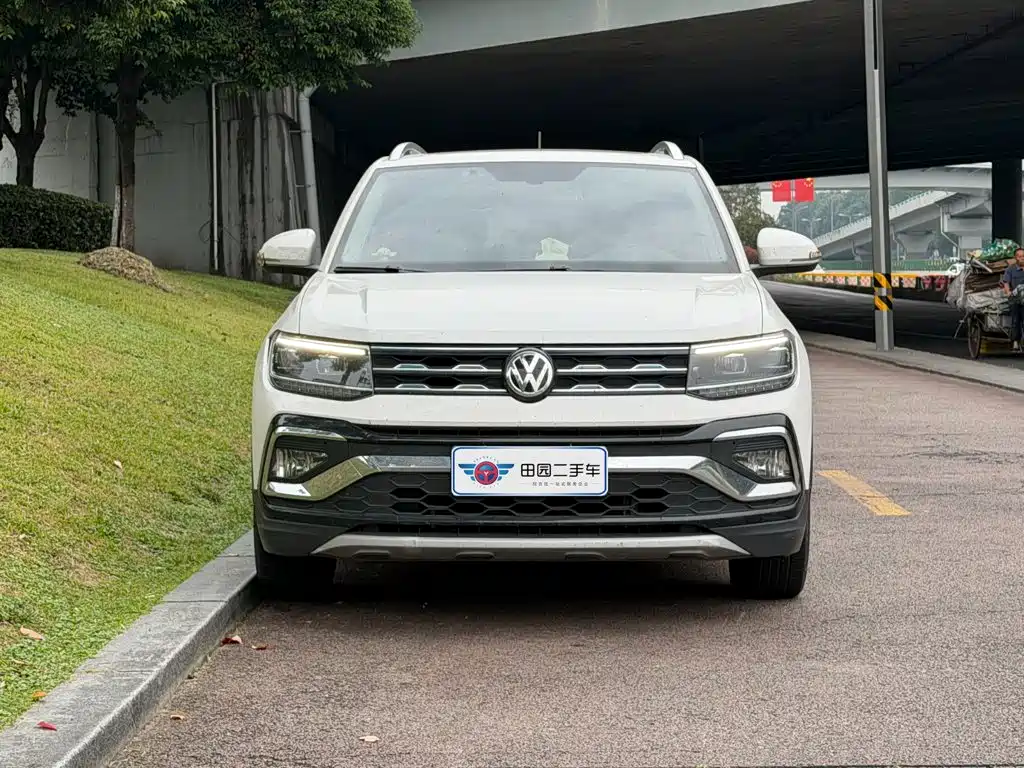 Volkswagen T-Cross — миниатюра 2