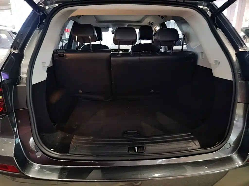 Roewe RX5 — миниатюра 19