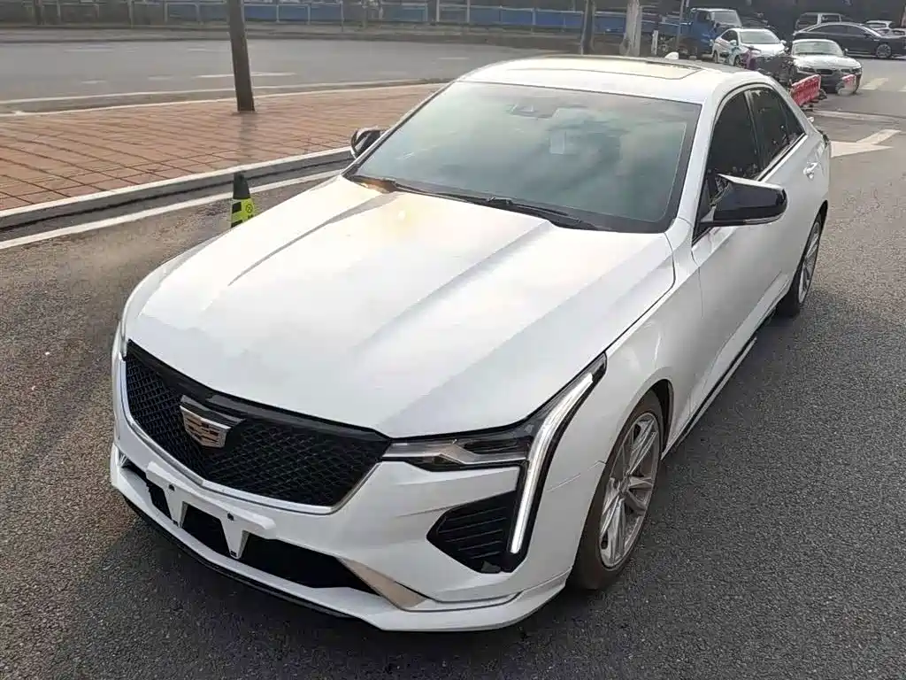 Cadillac CT4