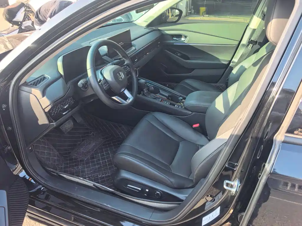 Honda Accord — миниатюра 2
