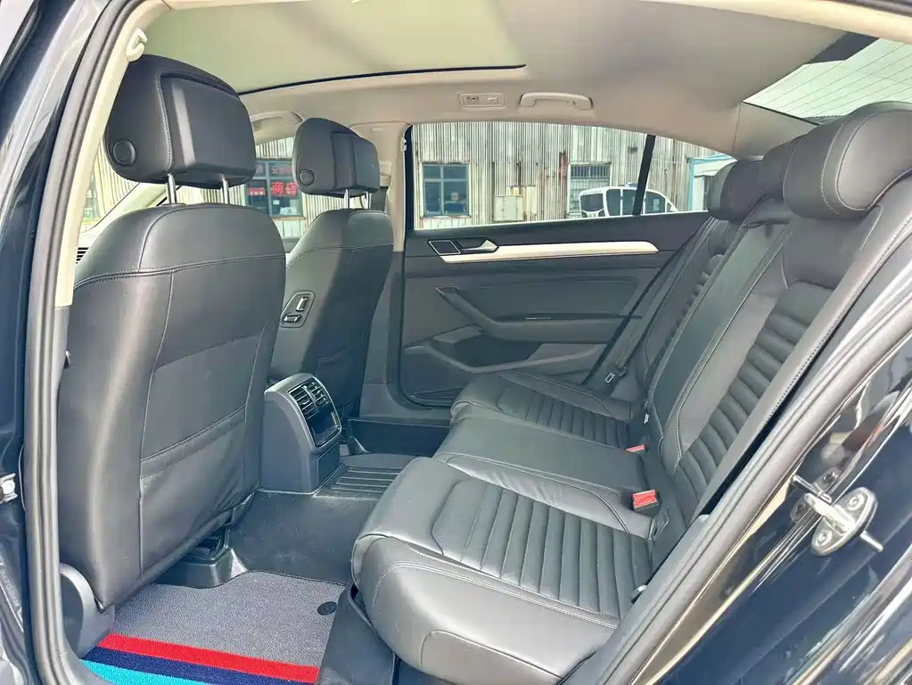 Volkswagen Magotan — миниатюра 5
