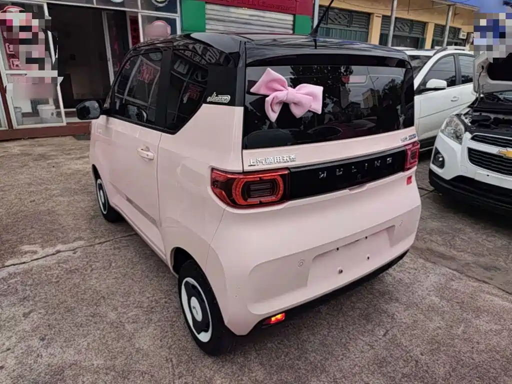 Wuling MINIEV — миниатюра 5