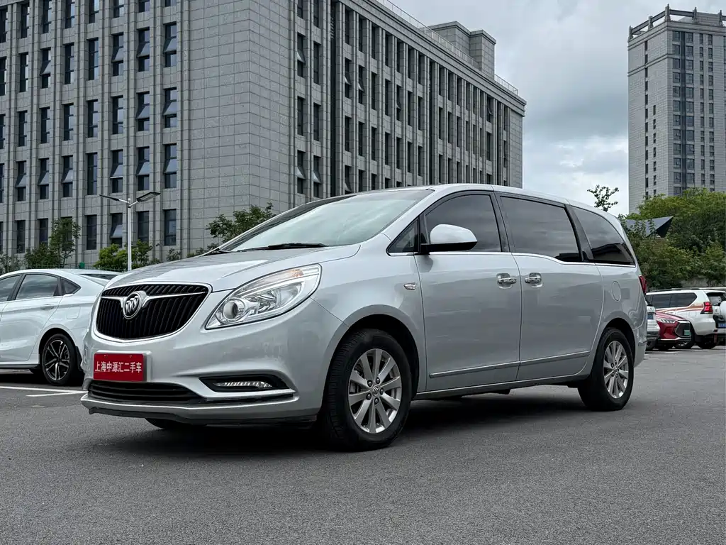 Buick GL8 — миниатюра 2