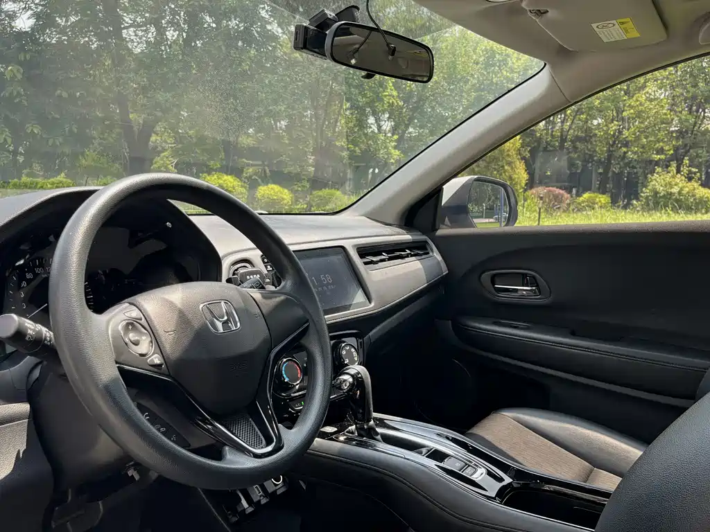 Honda Vezel — миниатюра 12