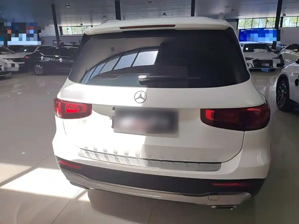 Mercedes-Benz GLB — миниатюра 6