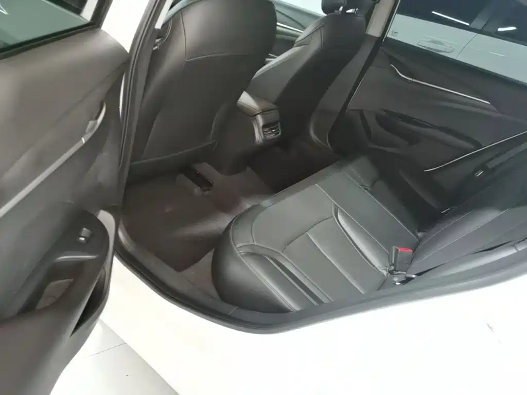 Buick Excelle — миниатюра 17