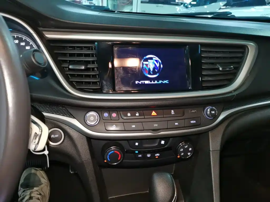 Buick Excelle — миниатюра 13
