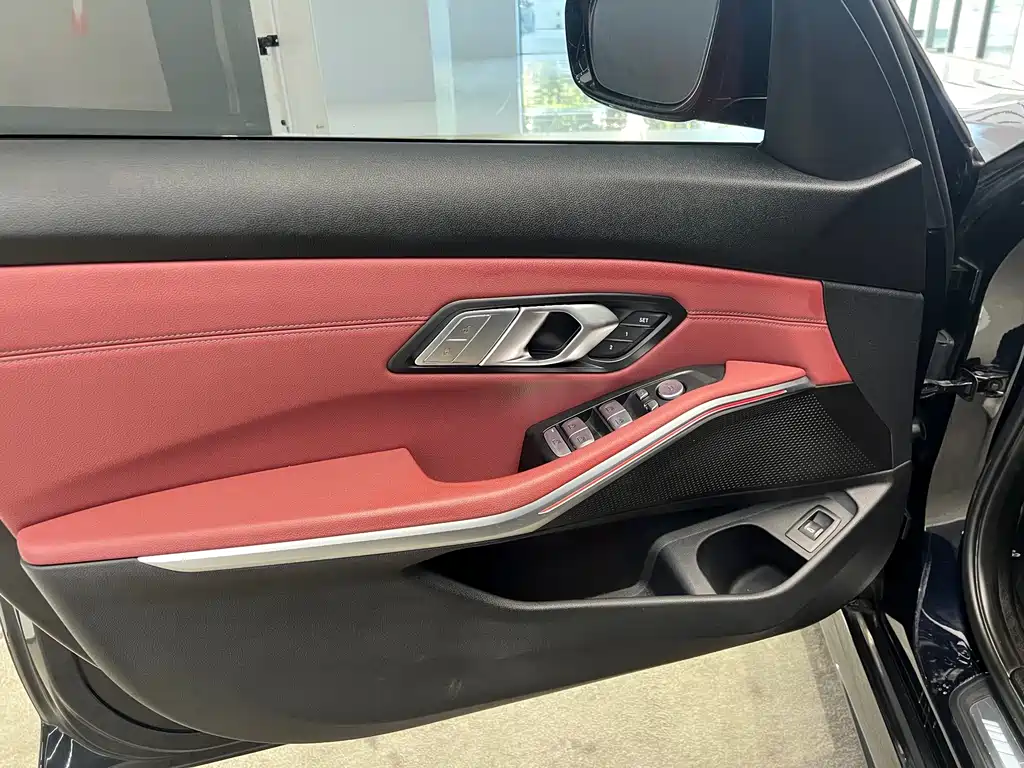 BMW 3 Series — миниатюра 9