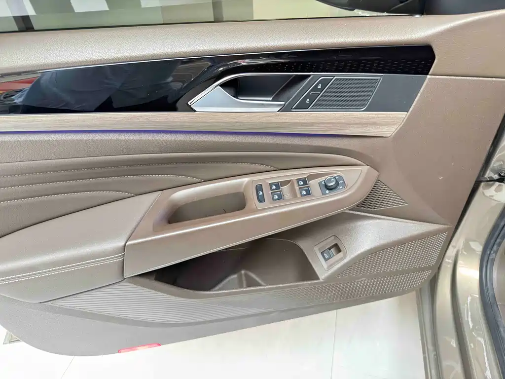 Volkswagen Passat — миниатюра 5