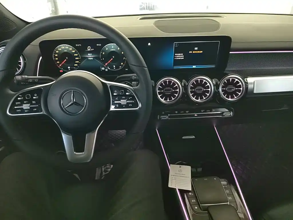 Mercedes-Benz GLB — миниатюра 14