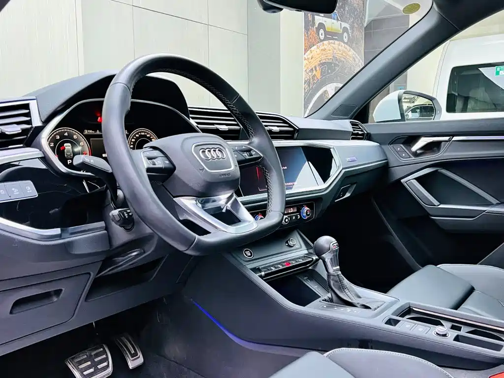 Audi Q3 — миниатюра 8
