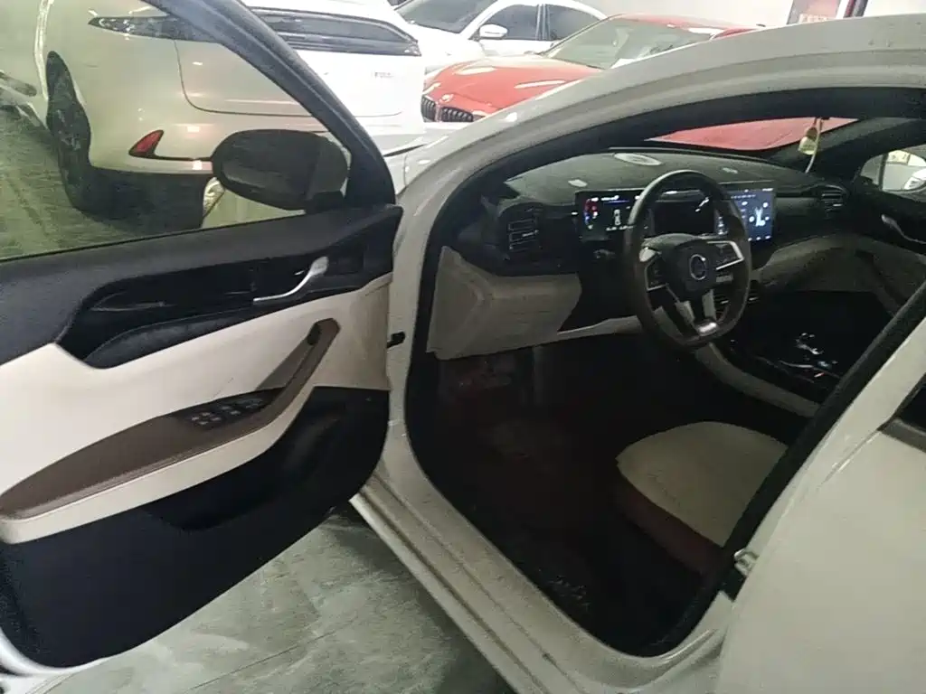 BYD Qin PLUS — миниатюра 16