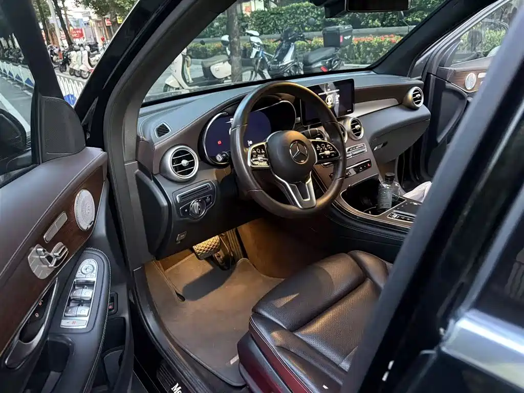 Mercedes-Benz GLC 2021 GLC 300 L 4MATIC