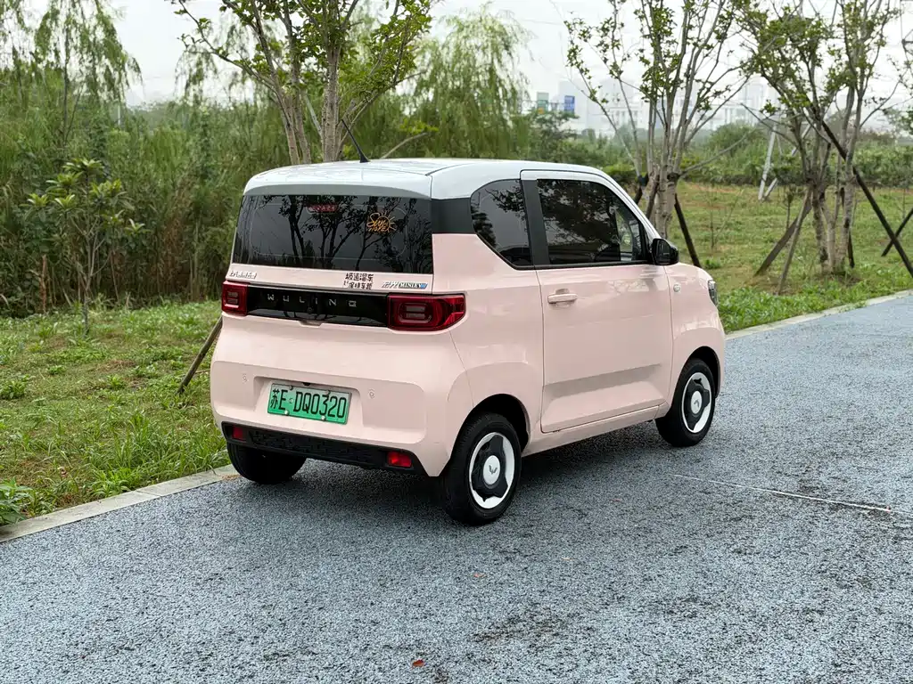Wuling MINIEV — миниатюра 7