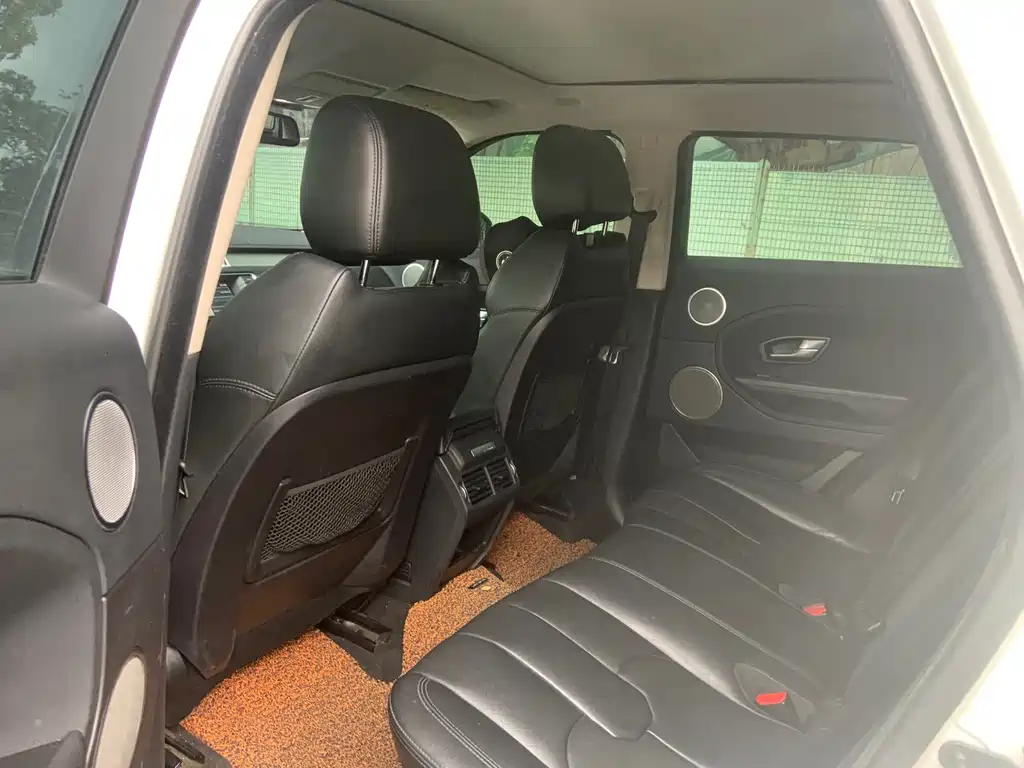 Land Rover Evoque — миниатюра 8