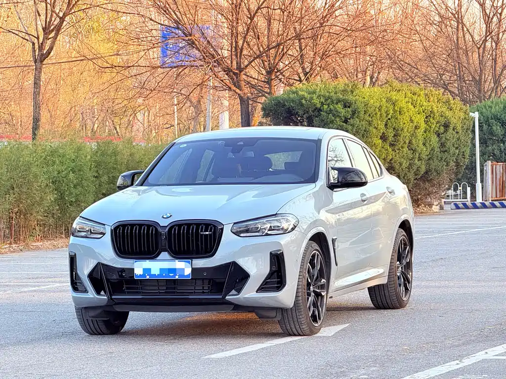 BMW X4 M40i 2025