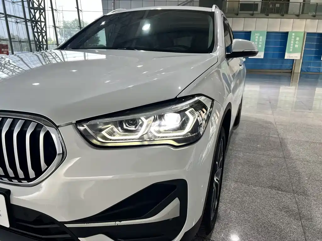 BMW X1 — миниатюра 12