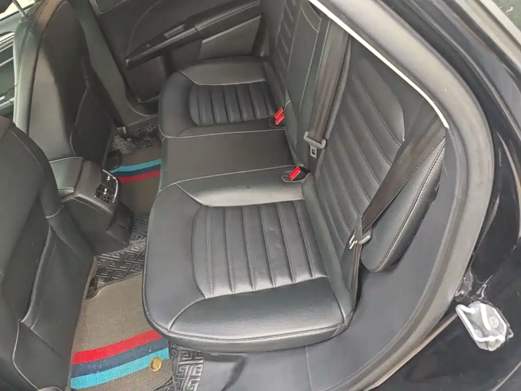 Ford Mondeo — миниатюра 17