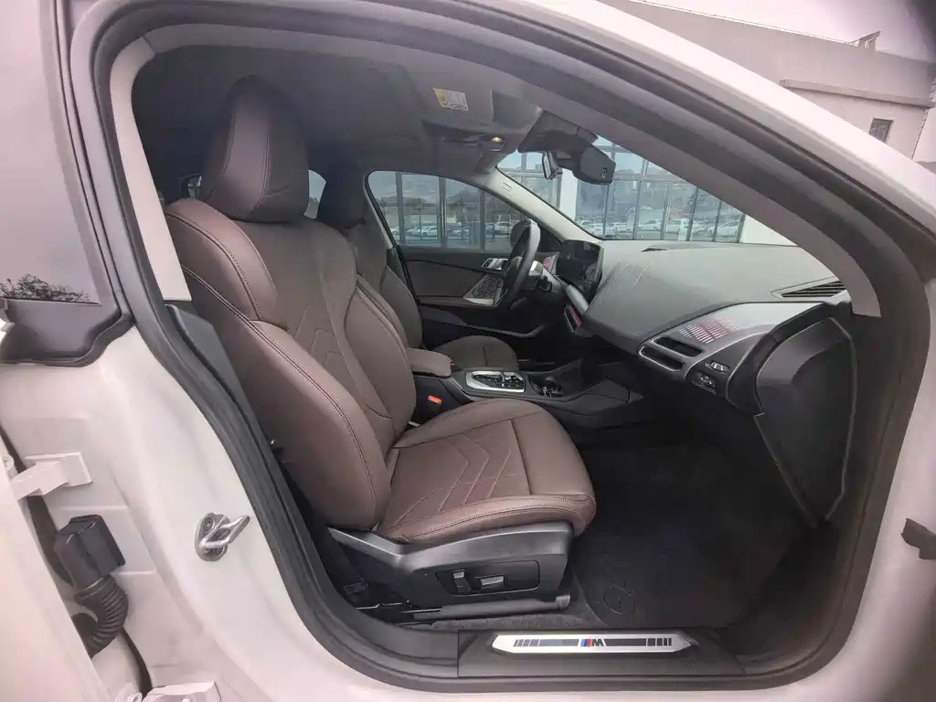 BMW 2 Series — миниатюра 10