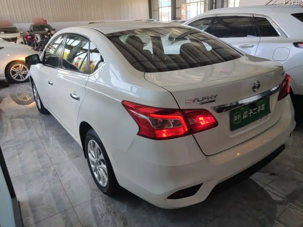 Nissan Sylphy — миниатюра 5