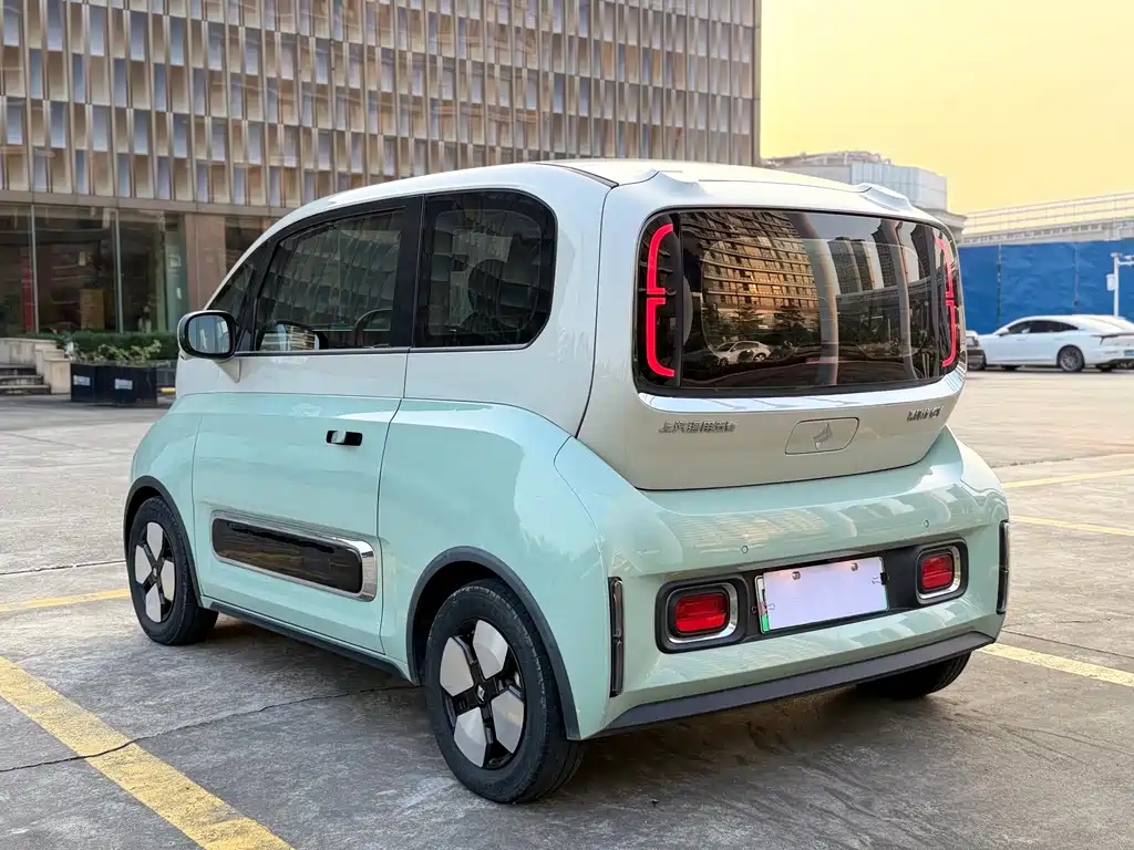 Baojun KiWi EV — миниатюра 9