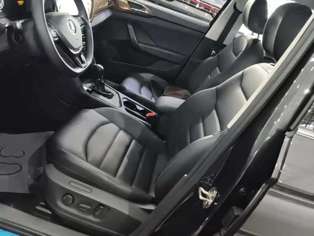 Volkswagen Tharu — миниатюра 15