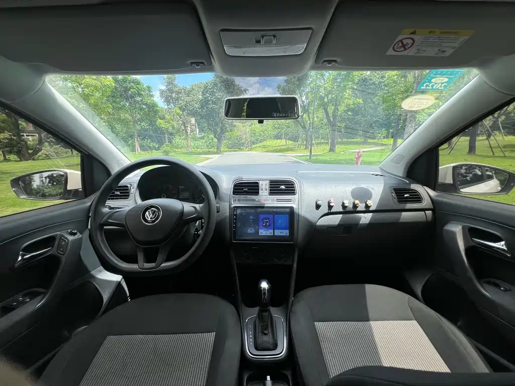 Volkswagen Polo — миниатюра 5