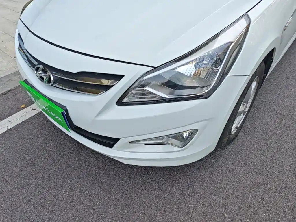 Hyundai Verna — миниатюра 24