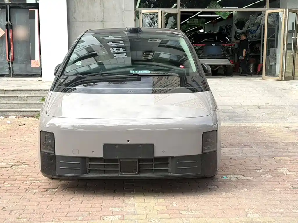 Li Auto Li MEGA — миниатюра 14
