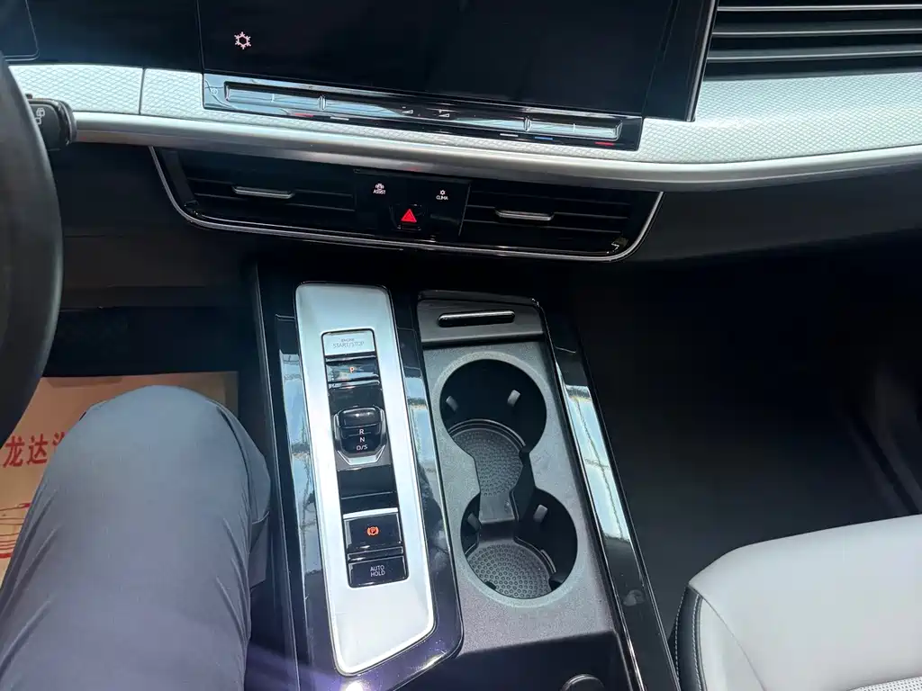 Volkswagen Tavendor — миниатюра 15