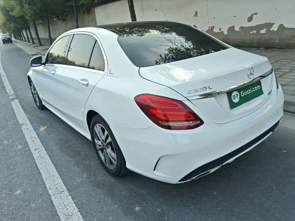 Mercedes-Benz C-Class — миниатюра 5