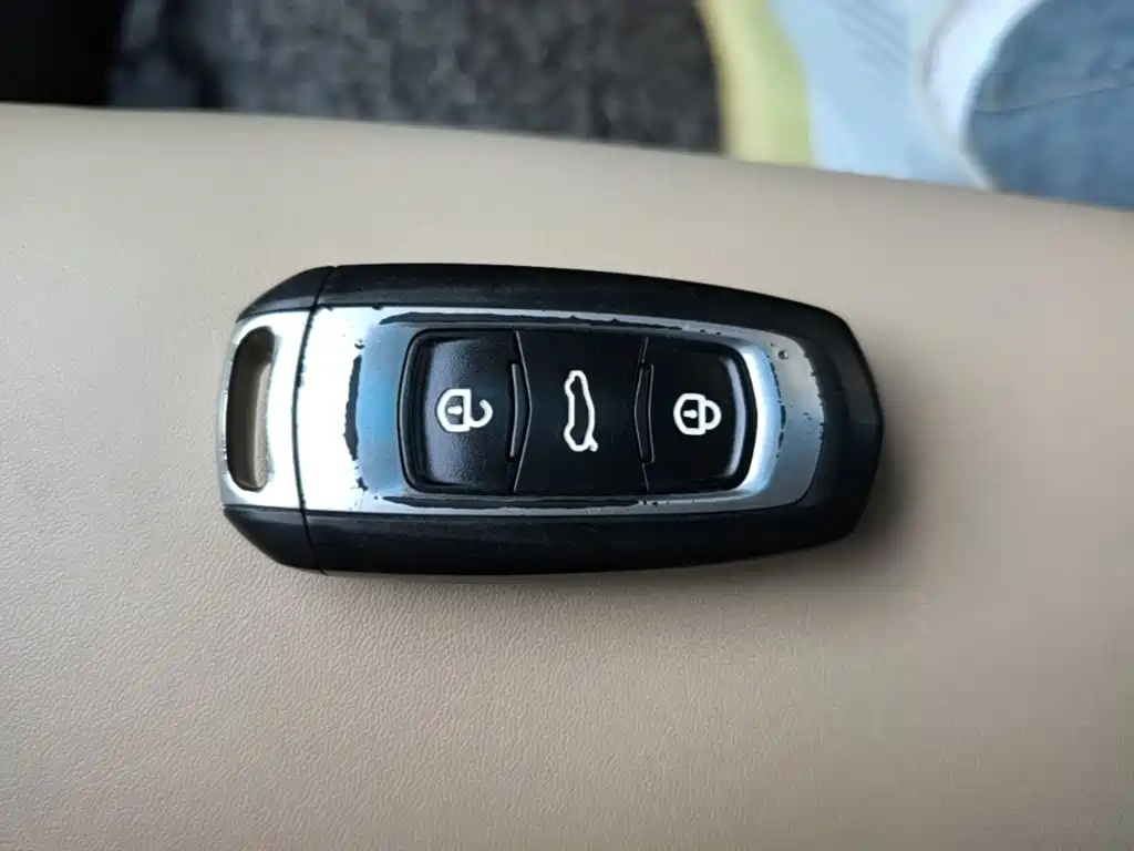Geely Emgrand — миниатюра 9