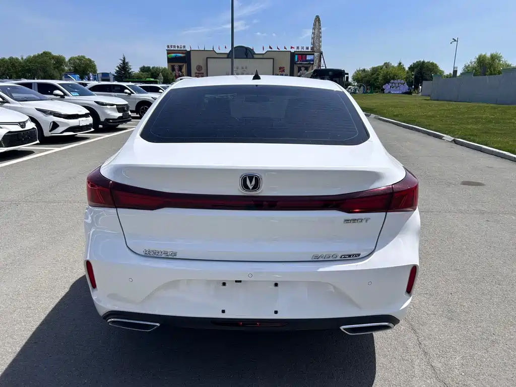 Changan Eado — миниатюра 8