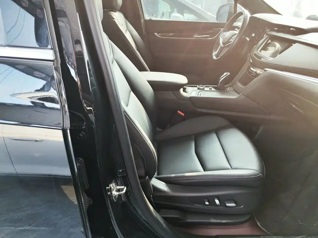 Cadillac XT5 — миниатюра 25