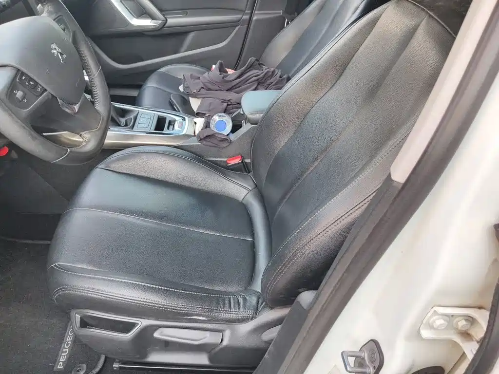 Peugeot 408 — миниатюра 11
